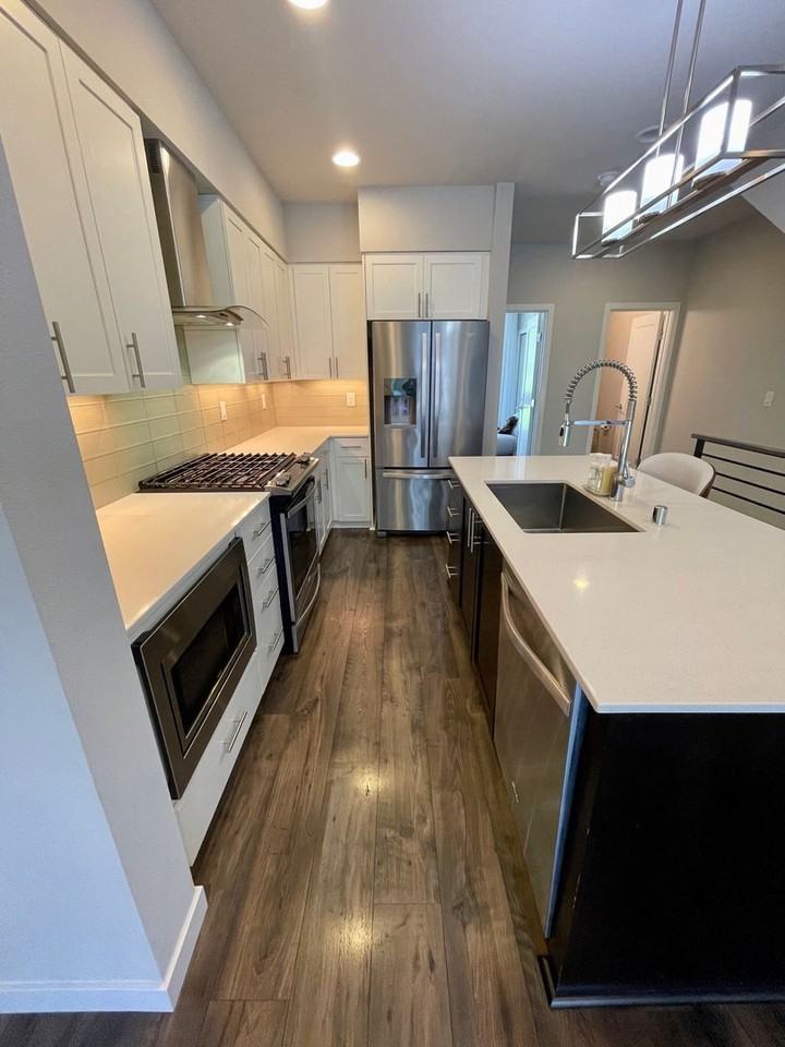 1525 139th Ct Ne - Photo 3 of 25