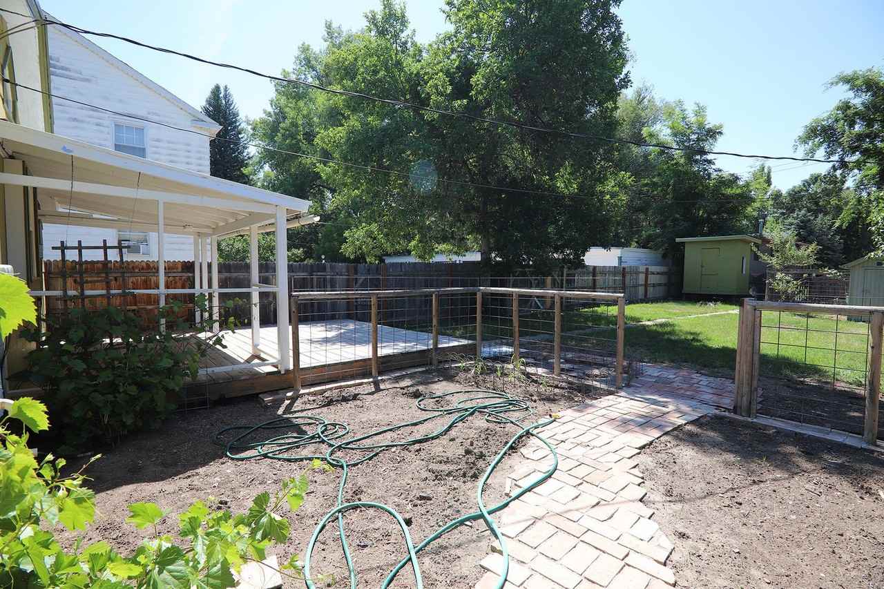 740 W Burkitt St - Photo 5 of 24