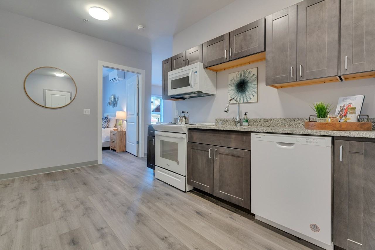 28 Cutts Ave. - Photo 5 of 42