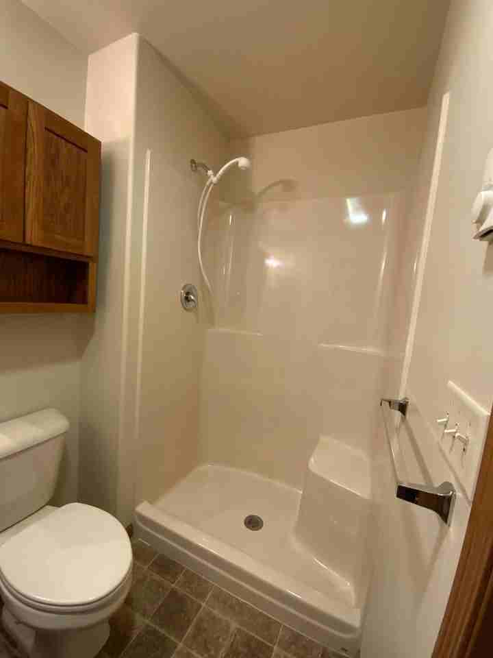 120 Main St E - Photo 3 of 6