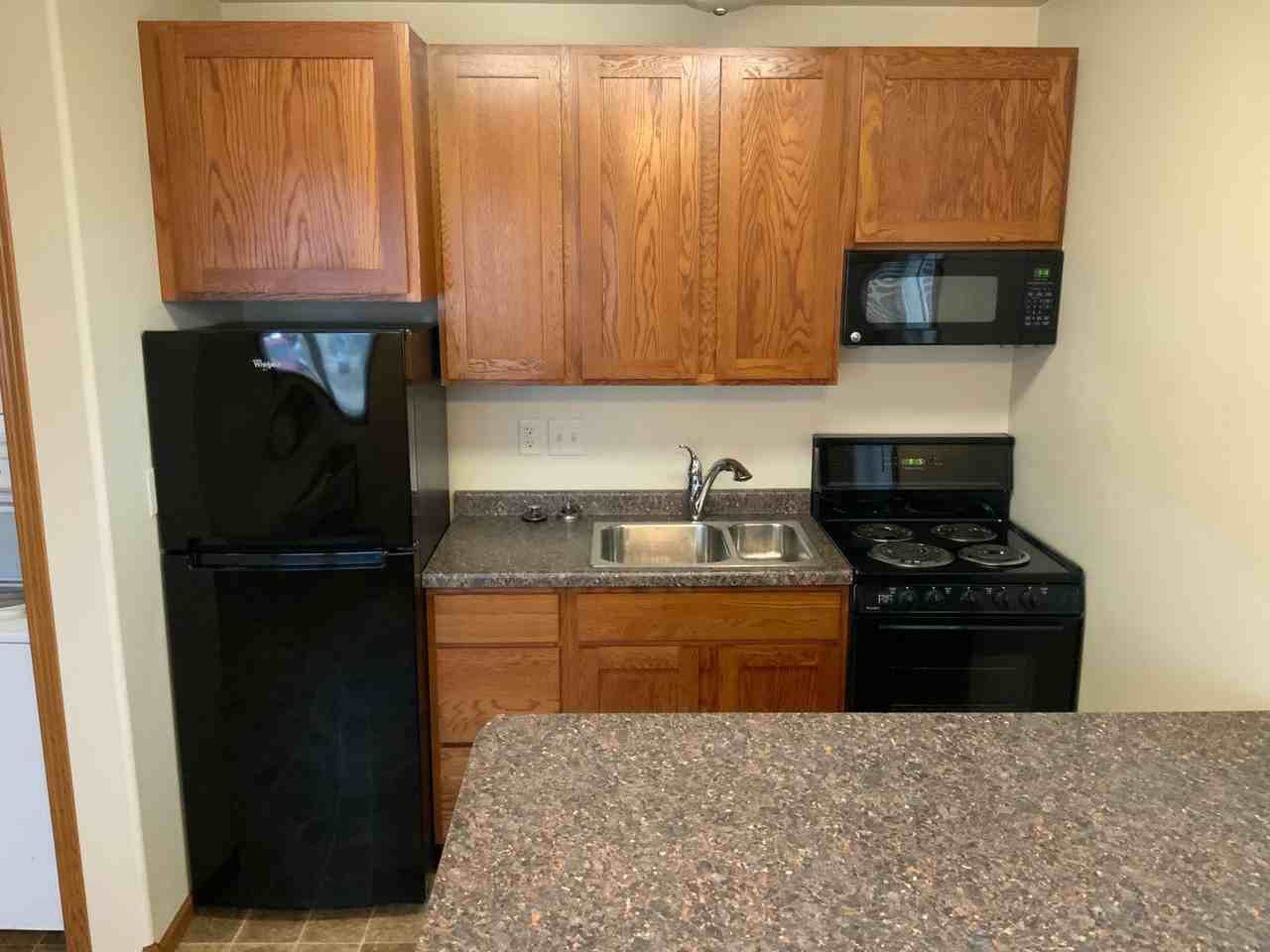 120 Main St E - Photo 6 of 6