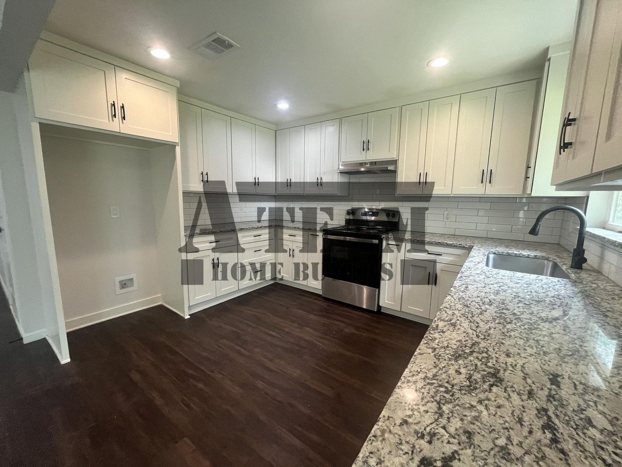 142 Forrest Oaks Dr - Photo 6 of 22