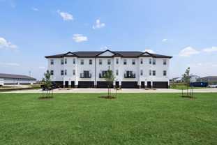 Twin Oaks Apartments Bldg 10: 400 Fast Lane - Photo 1 of 1