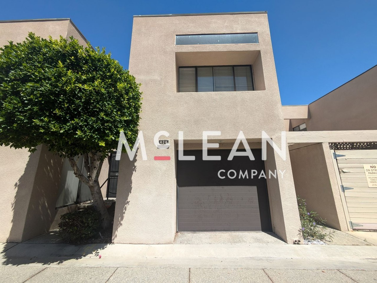 420 Village Sq W - Photo 2 of 10