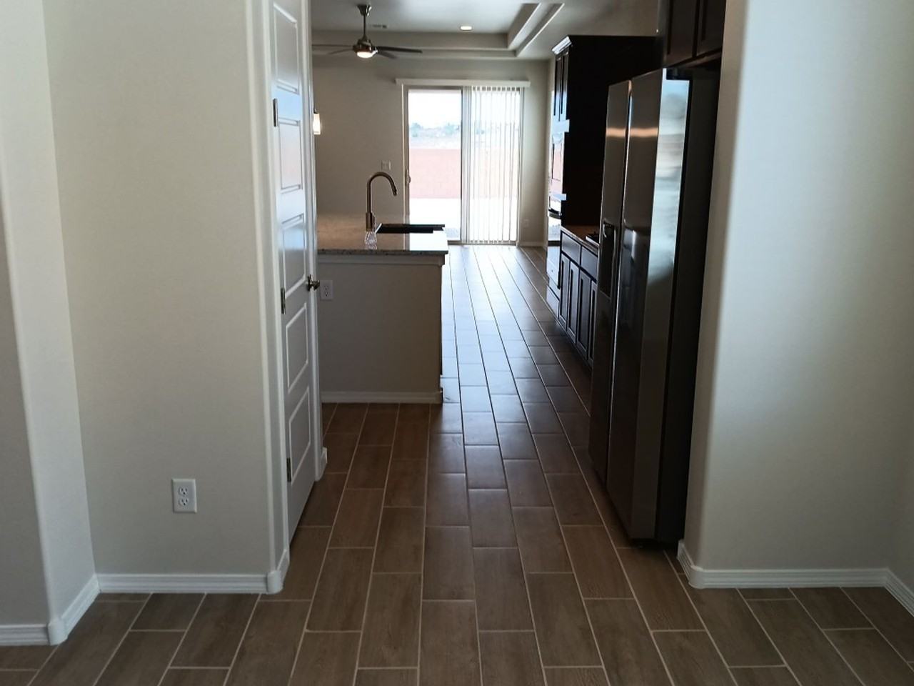 2327 Berkeley Ave Ne - Photo 6 of 30
