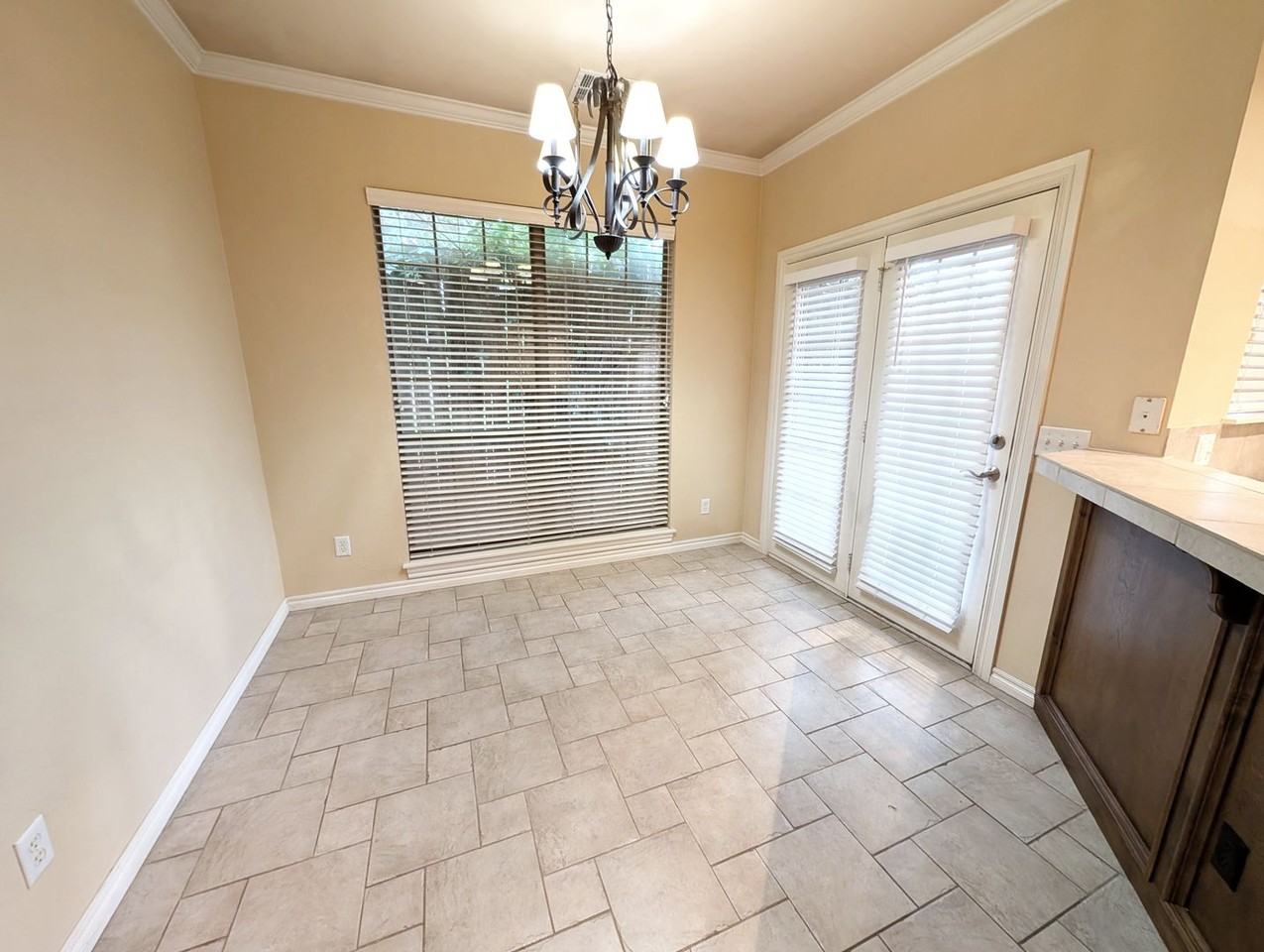17115 Cedar Dr - Photo 5 of 17