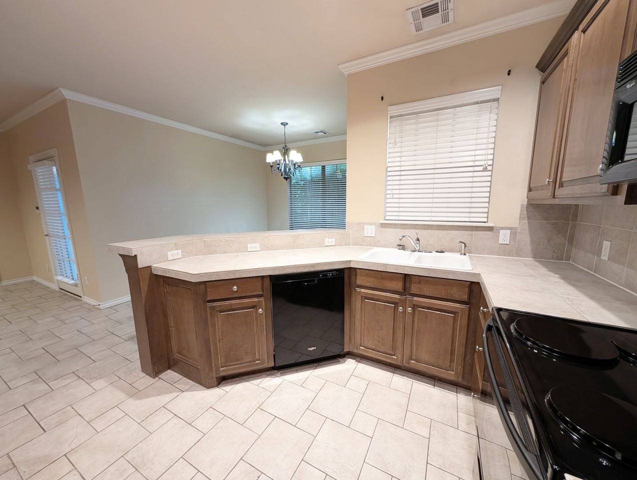 17115 Cedar Dr - Photo 7 of 17