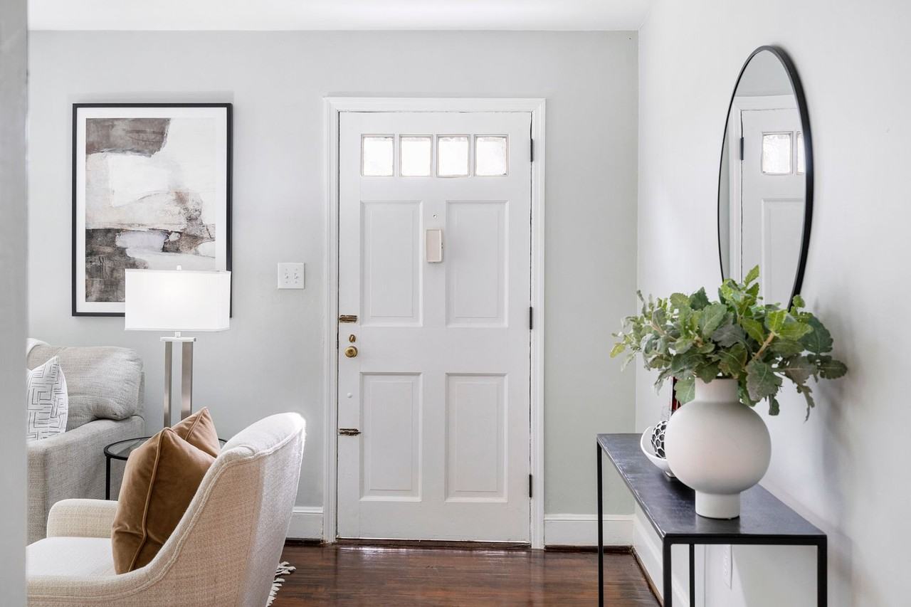 2204 Guess Rd - Photo 3 of 17