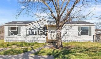 1615 Crockett St - Photo 1 of 1