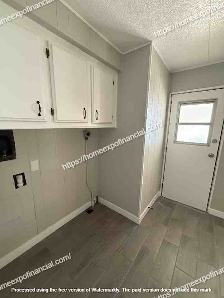 26281 Olson Ave - Photo 5 of 20