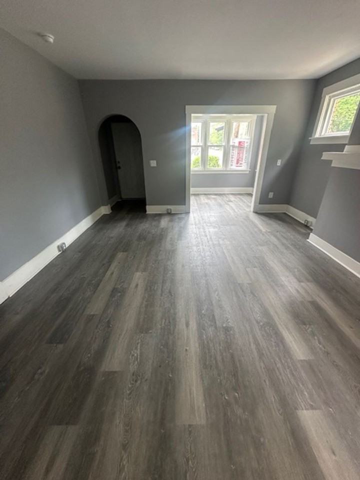 6801 Frankstown Ave - Photo 3 of 7