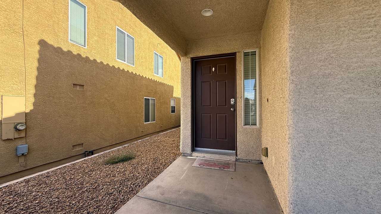 8967 Ryan Creek Ave - Photo 5 of 50