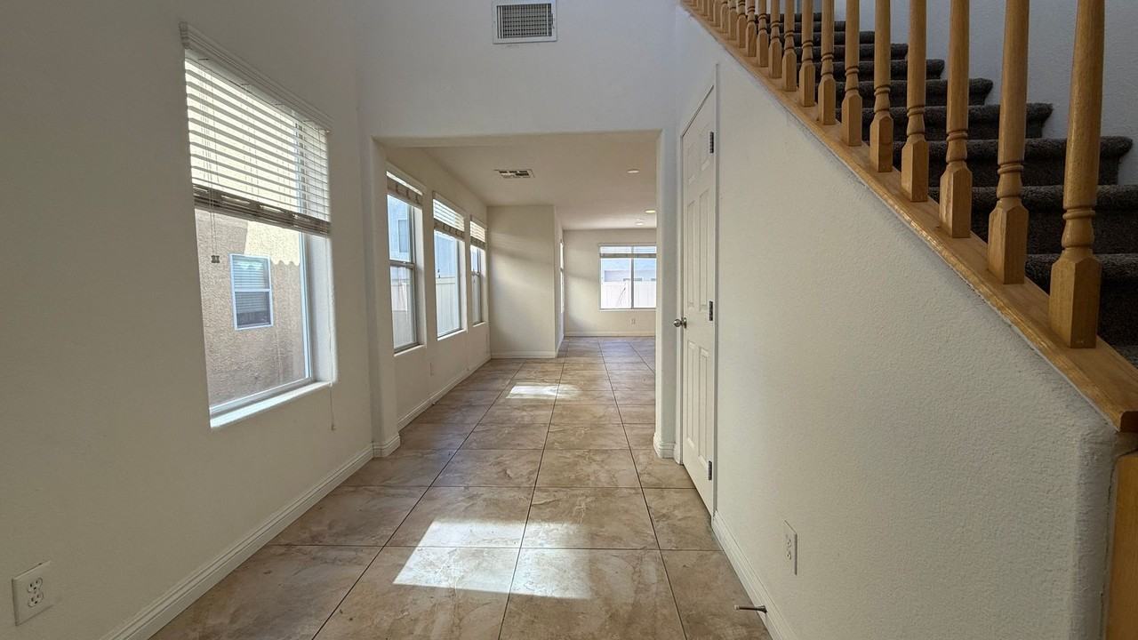 8967 Ryan Creek Ave - Photo 7 of 50