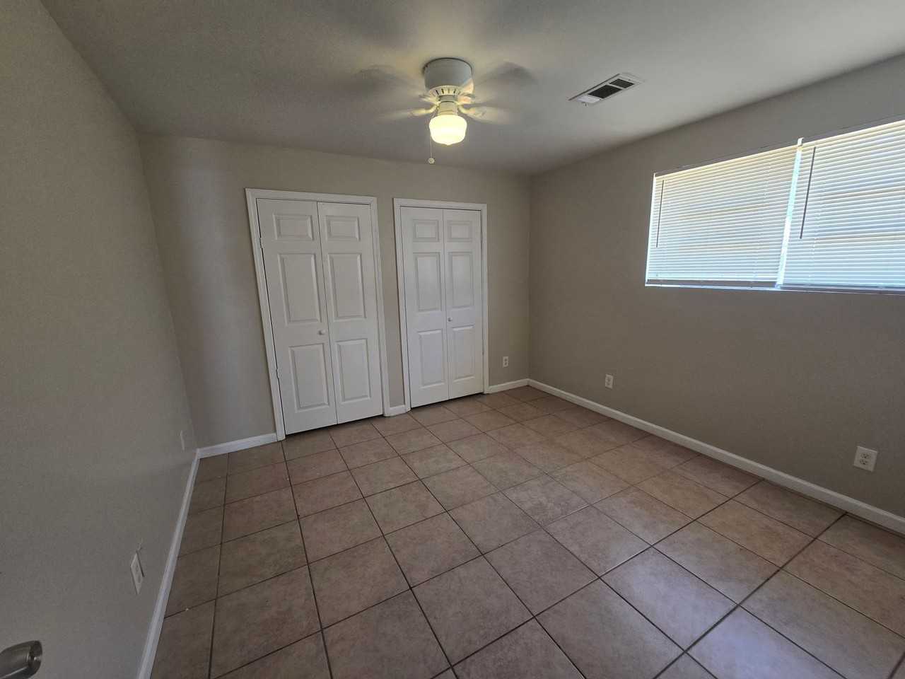 1916 Lamanche St - Photo 3 of 13