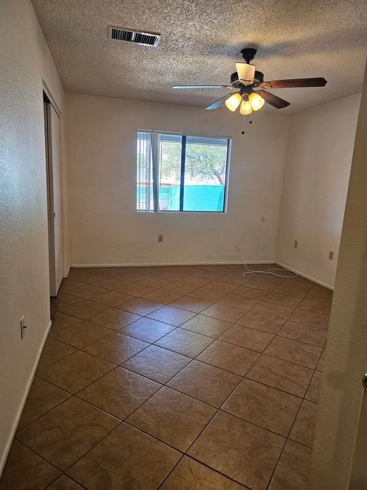 4103 Calle Barona - Photo 5 of 9