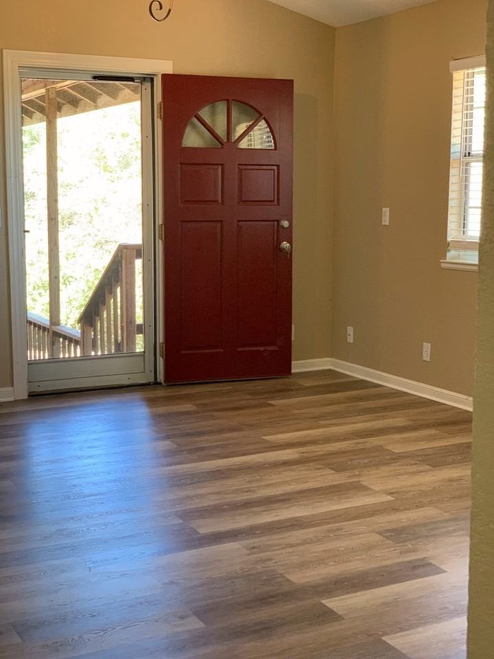 14625 Mcelroy Rd - Photo 3 of 7