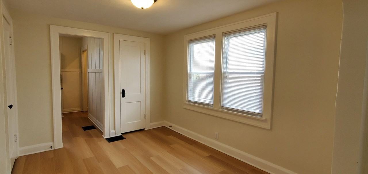 2742 Shelby St - Photo 4 of 26