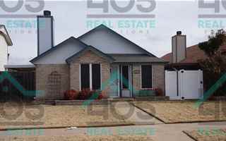 featured image of 2136 Lonnie Ln