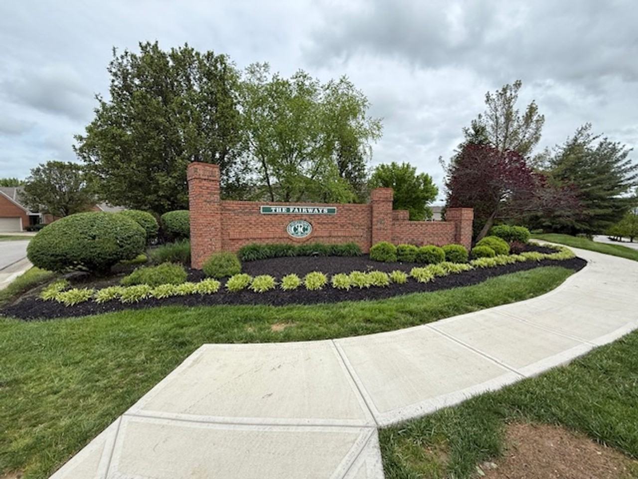 10453 Masters Dr - Photo 2 of 30