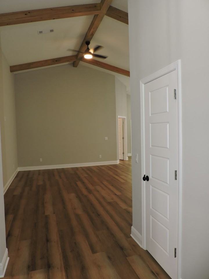 1451 Madelyn Woods Dr - Photo 3 of 30