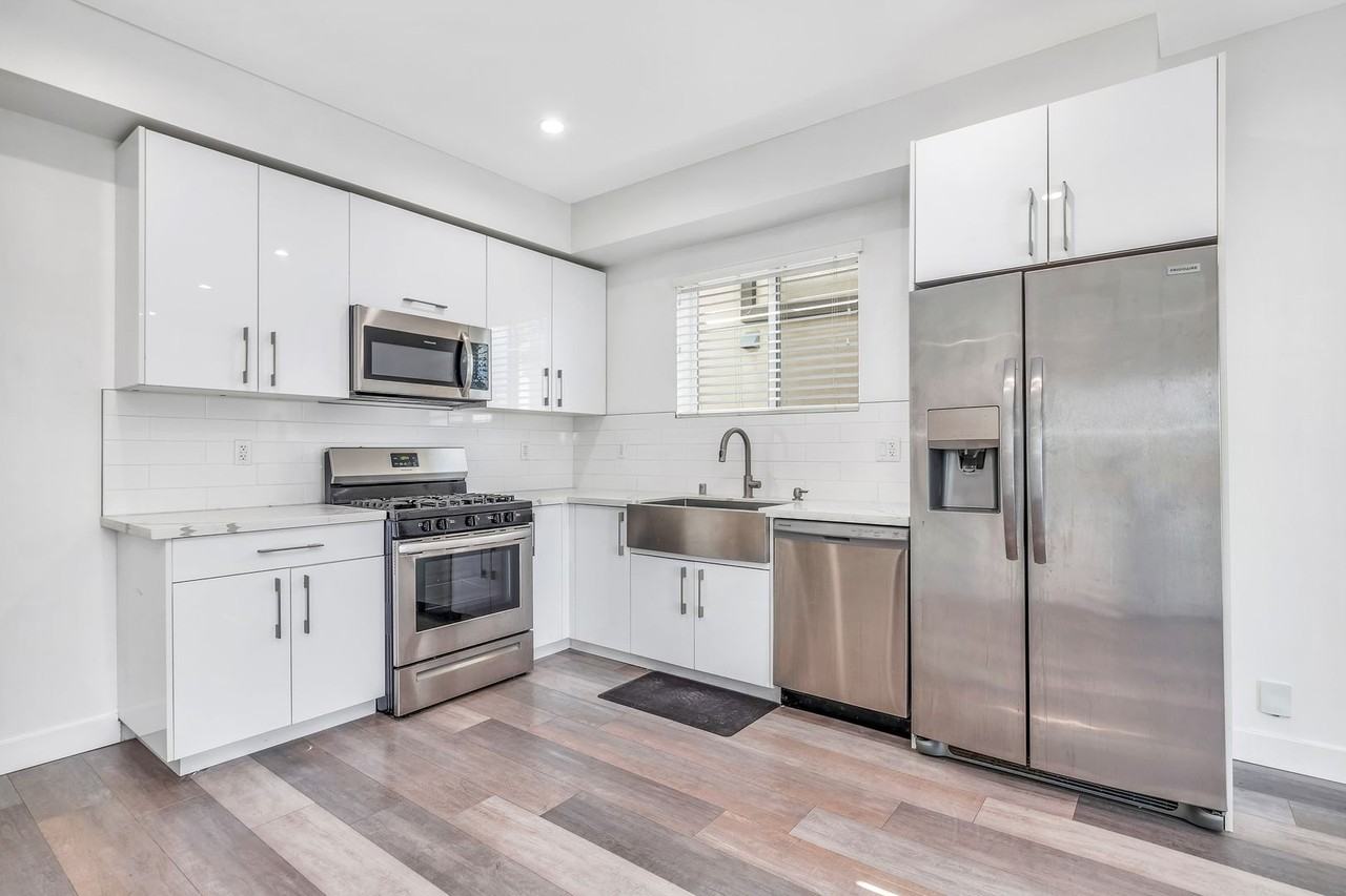 1818 Thurman Ave - Photo 4 of 31