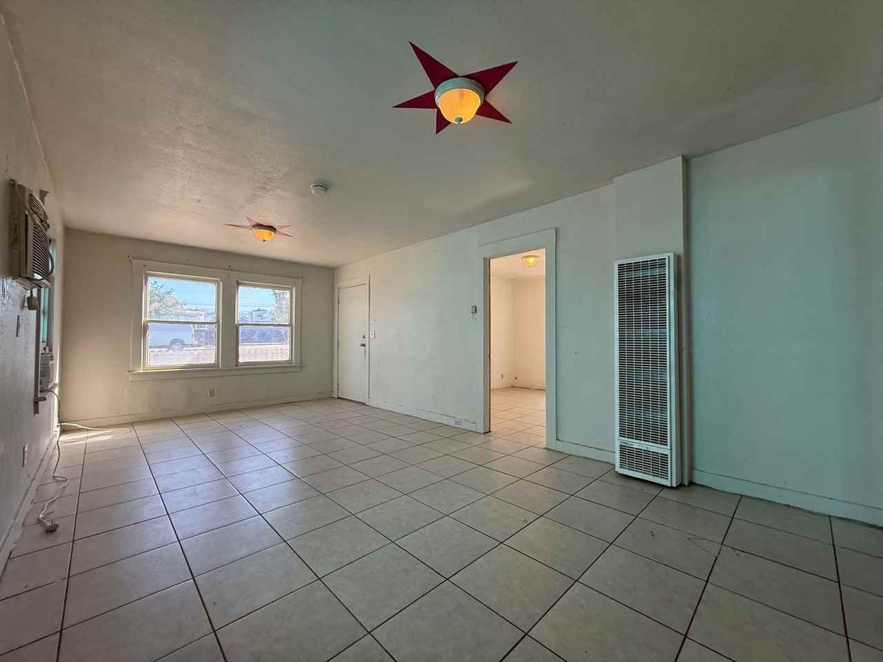 214 Woodrow St - Photo 3 of 13
