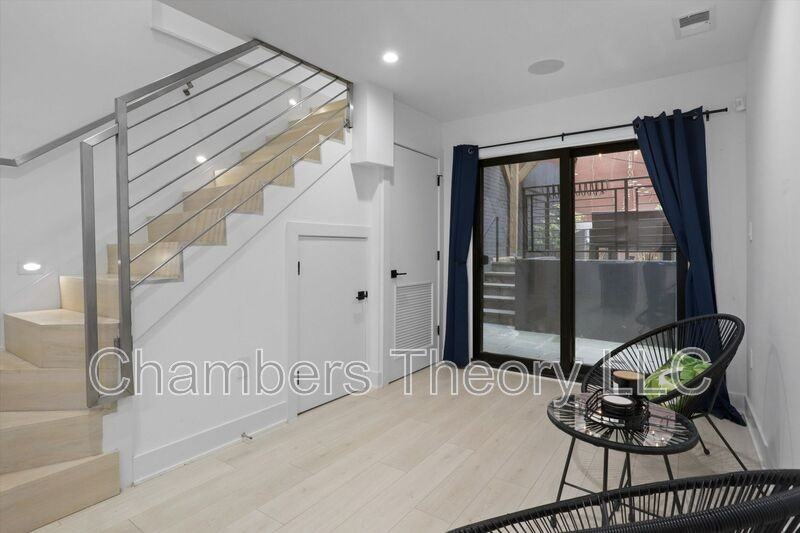 4 R St Nw #5 - Photo 7 of 28