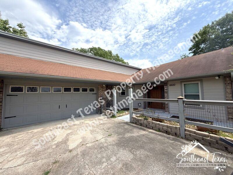 6620 Forest Trail Cir - Photo 2 of 13