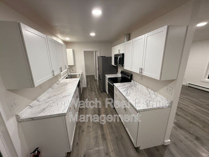 7350 Cantonment Ct - Photo 5 of 12