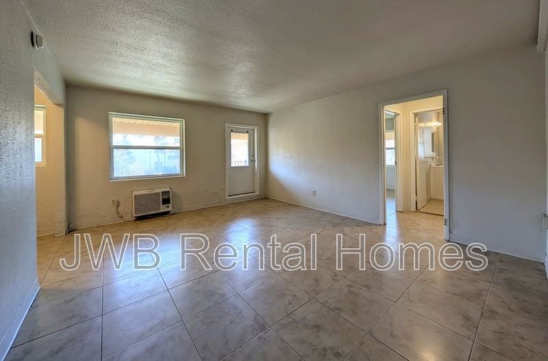 220 16th Ave N #232 - Photo 5 of 14