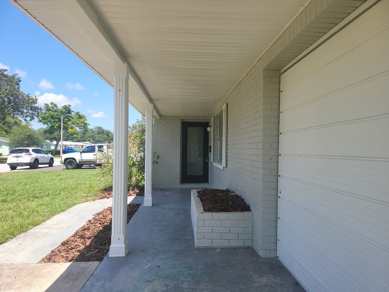 7500 Cumber Dr - Photo 2 of 26