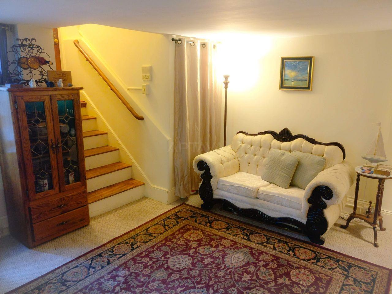 133 Oxford St #10 - Photo 4 of 7