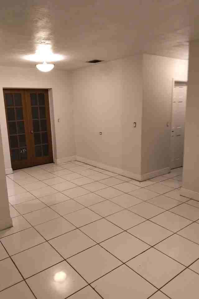 2813 Acapulco Dr #NA - Photo 3 of 14