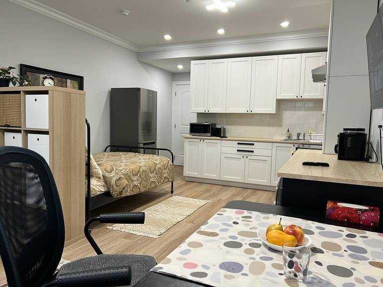 2446 Chilcott Avenue - Photo 5 of 9