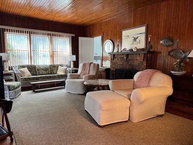 850 Evergreen Walk - Photo 4 of 17