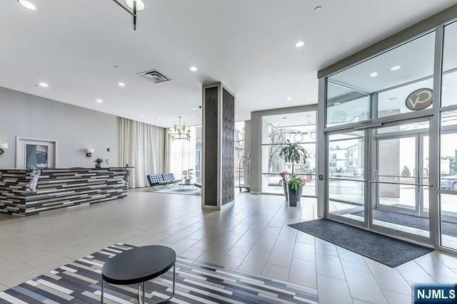 305 Palisade Ave - Photo 5 of 16