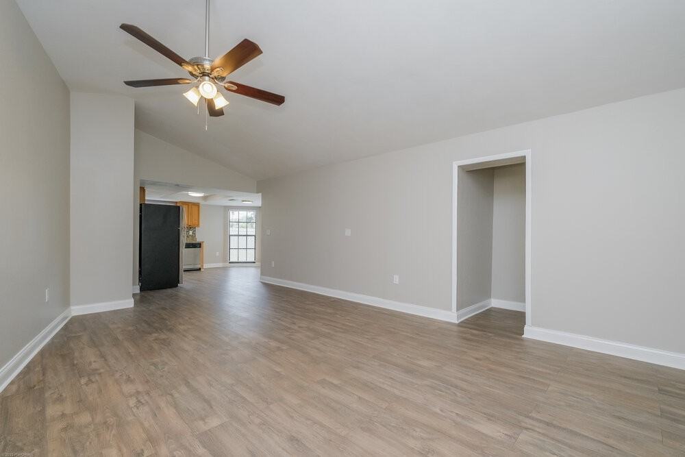 3351 Tuckahoe Pl - Photo 3 of 16