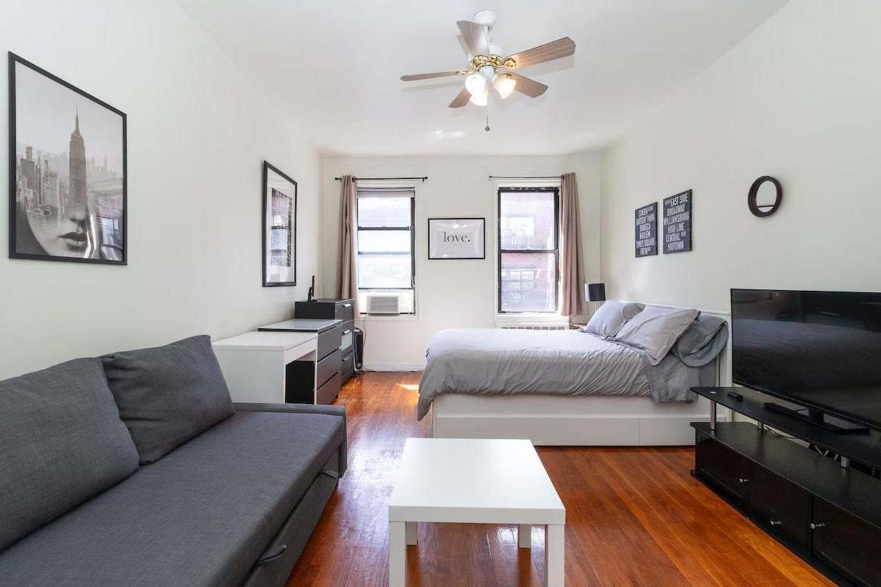 300 E 82nd St #1032021P - Photo 2 of 23