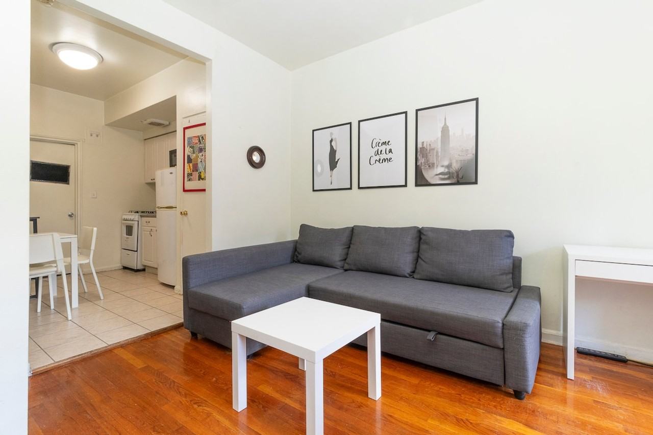 300 E 82nd St #1032021P - Photo 3 of 23