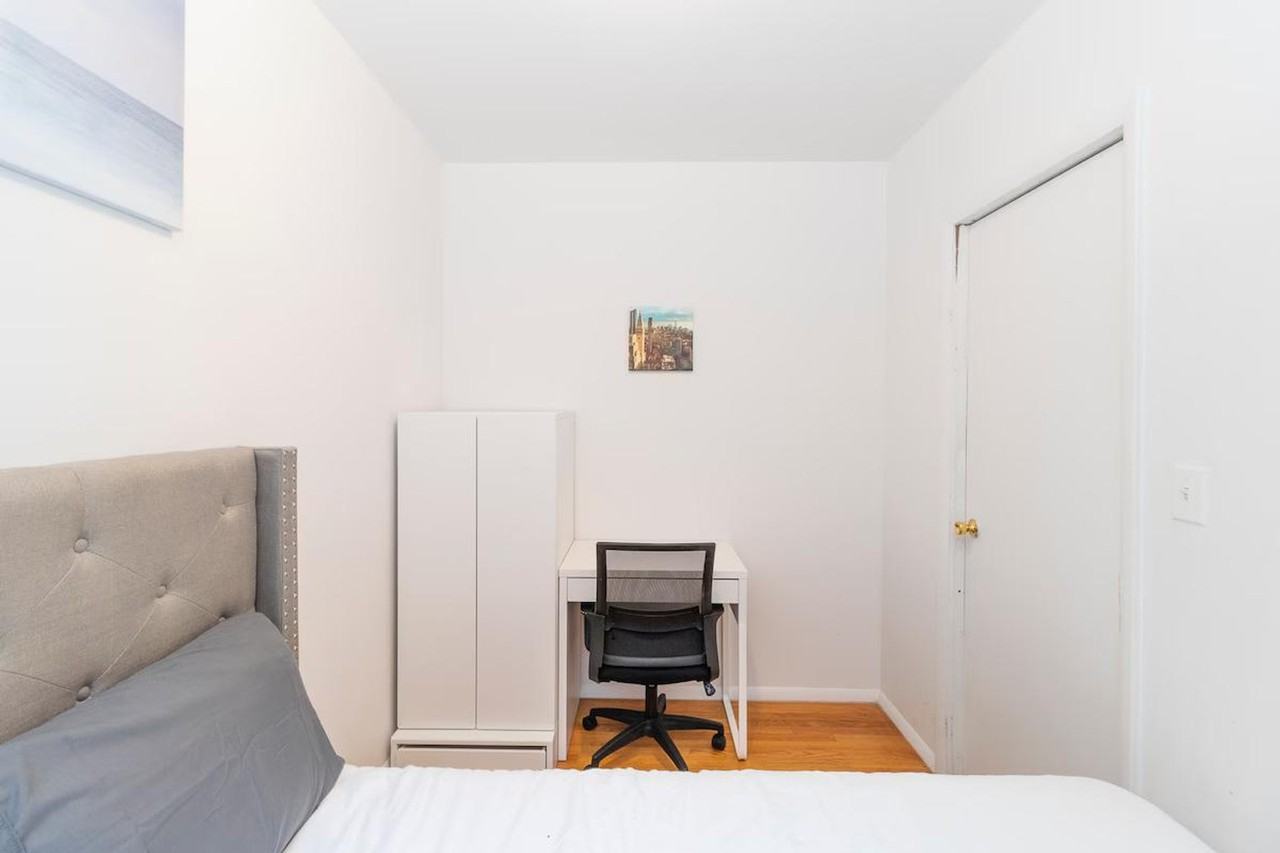 1805 1st Ave #1032030P - Photo 2 of 24