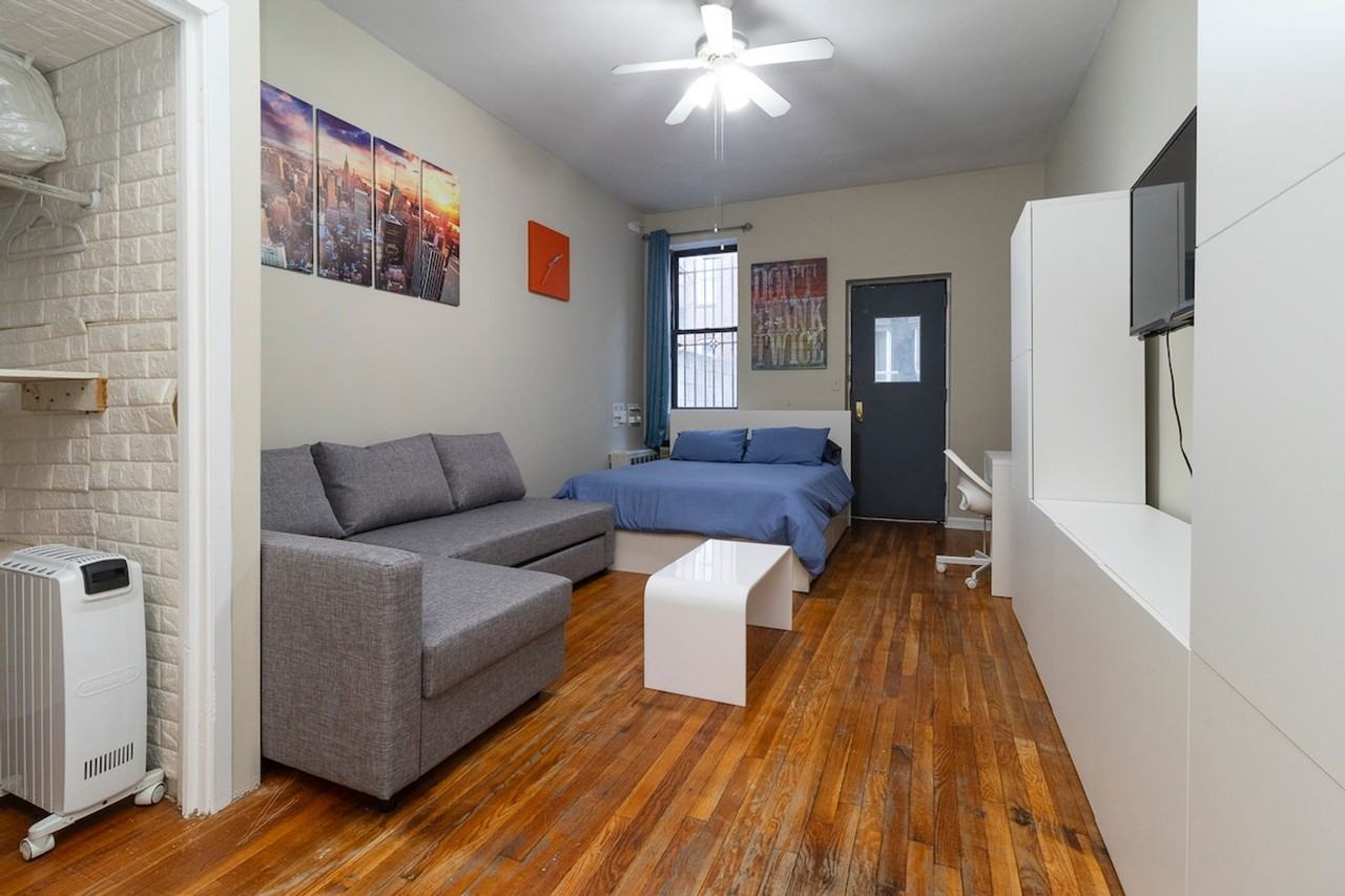 250 E 82nd St #1060730P - Photo 2 of 31