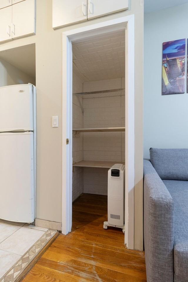 250 E 82nd St #1060730P - Photo 7 of 31