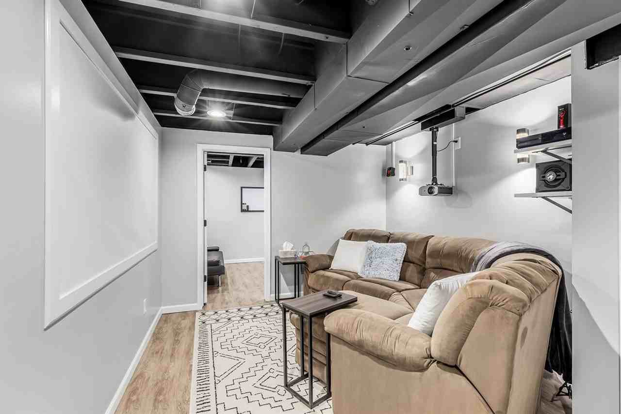 51897 Huntley Avenue #1032329P - Photo 2 of 34