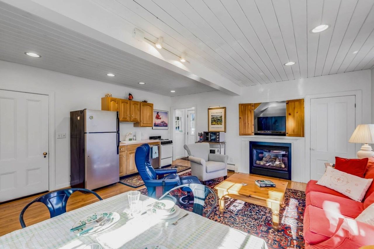 252R High St #1045448P - Photo 7 of 32