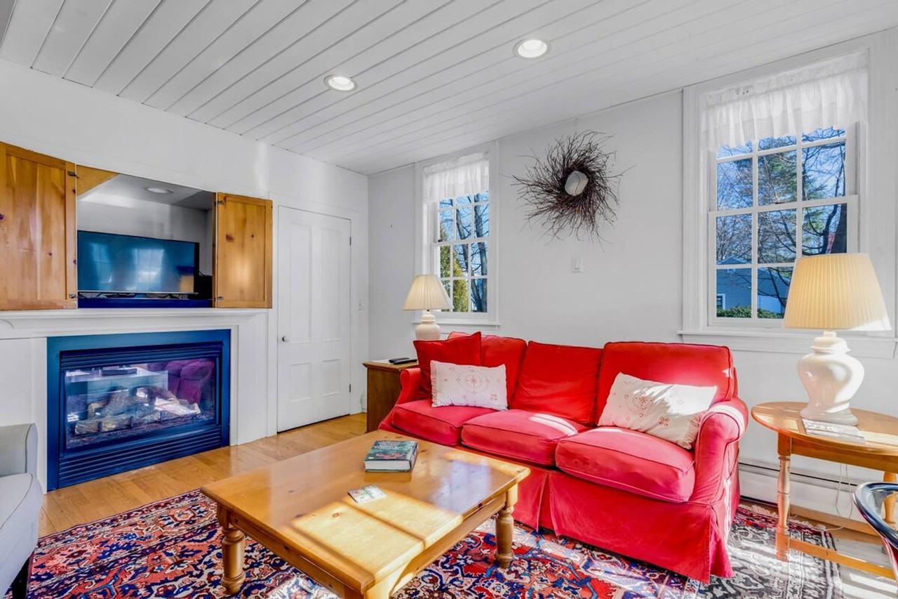 252R High St #1045448P - Photo 4 of 32