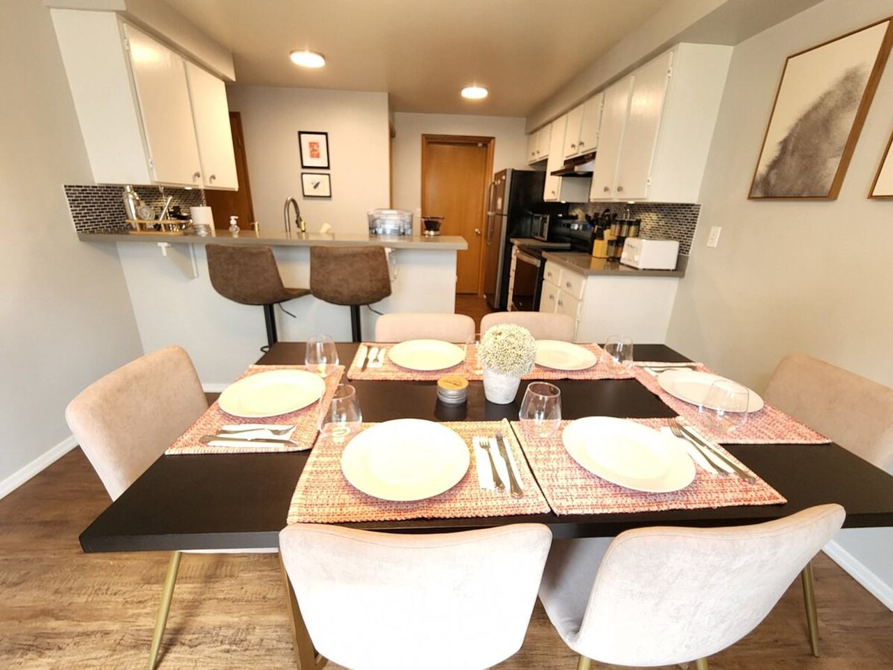 15904 Admiralty Way #1051265P - Photo 2 of 32