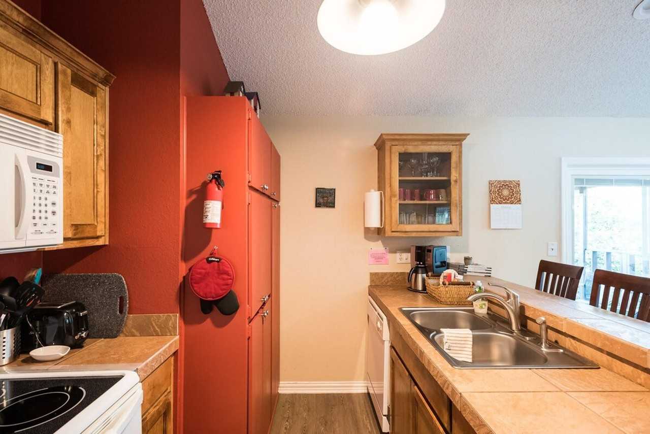 1200 Hollow Creek Dr #1054229P - Photo 5 of 35