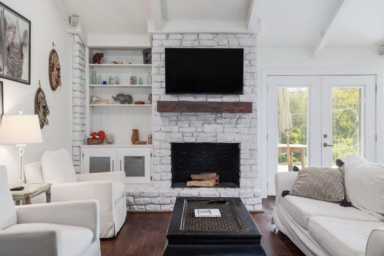 7107 Scenic Brook Dr #1054233P - Photo 3 of 29