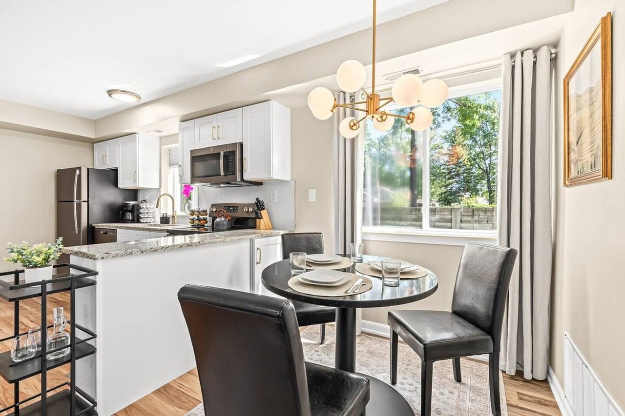 27990 Gratiot Avenue #1054650P - Photo 5 of 31