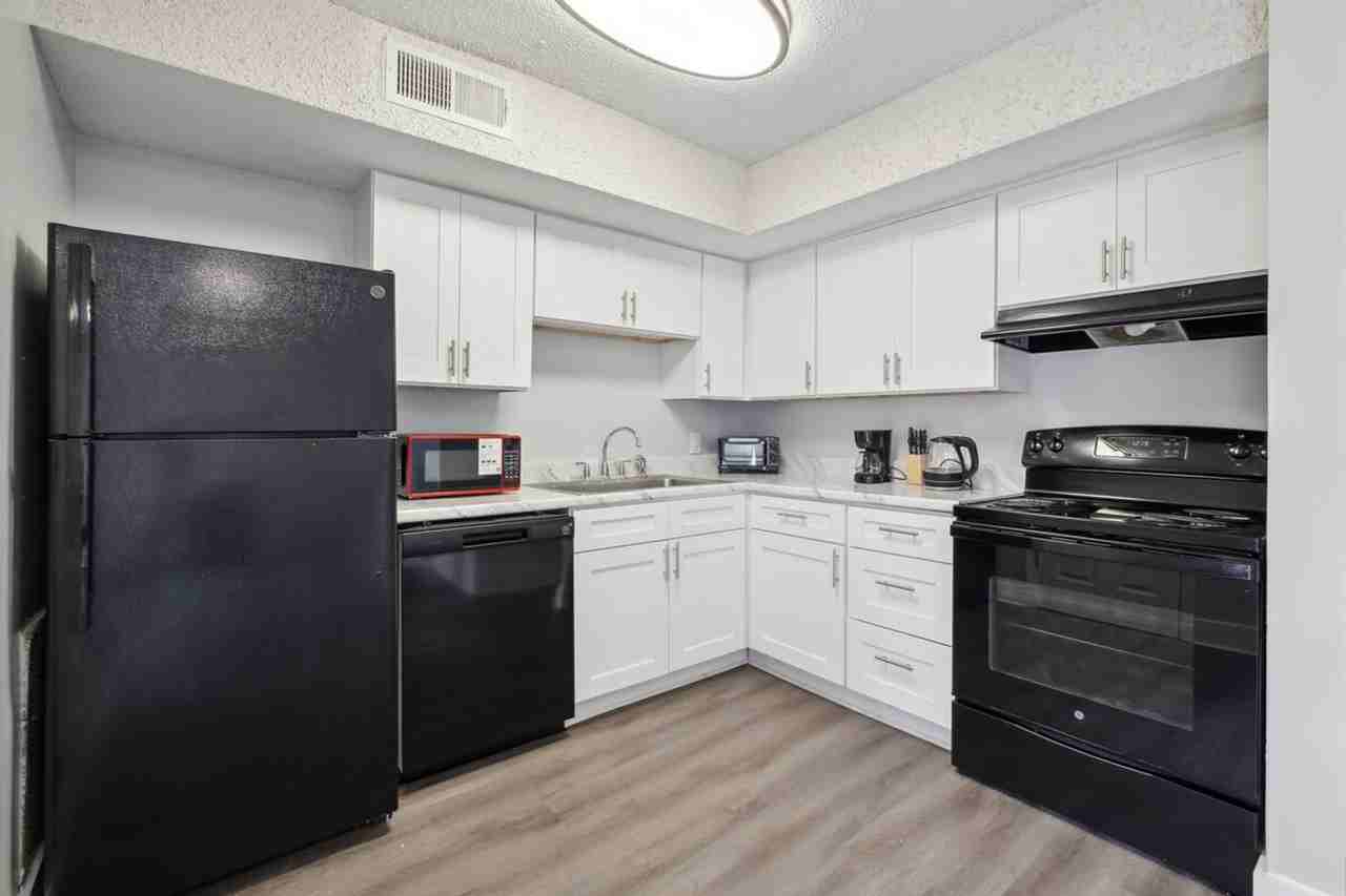 Adamwood Dr #1058079P - Photo 3 of 22